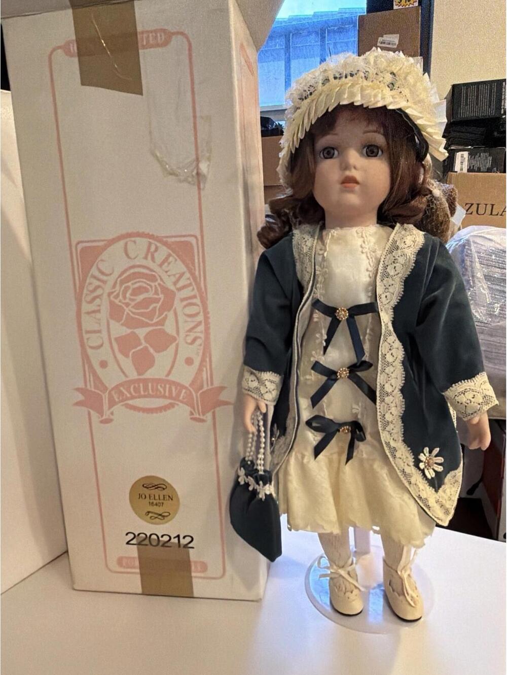 Seymour Mann Jo Ellen Porcelain Doll Classic Creations Exclusive With Box